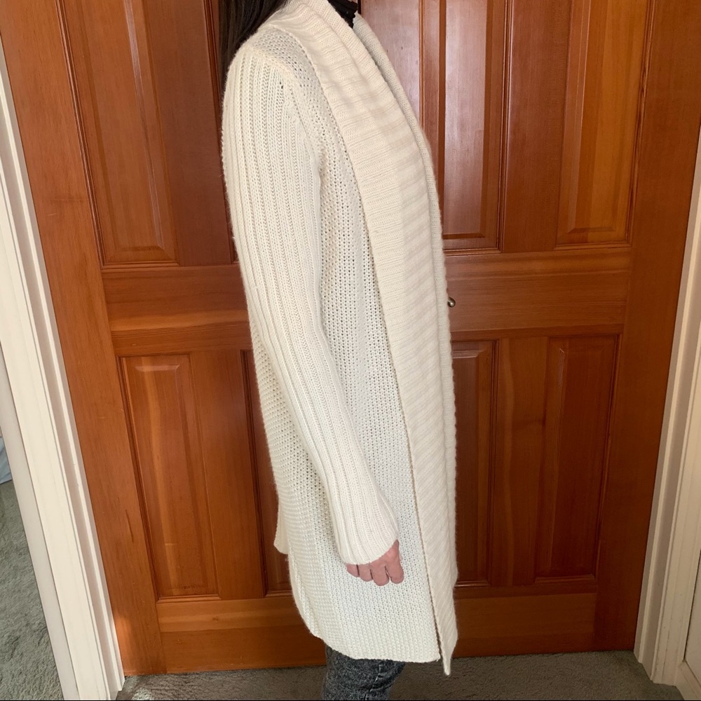 BCBG Cardigan Creme (long) Size Small - Picture 4 of 7